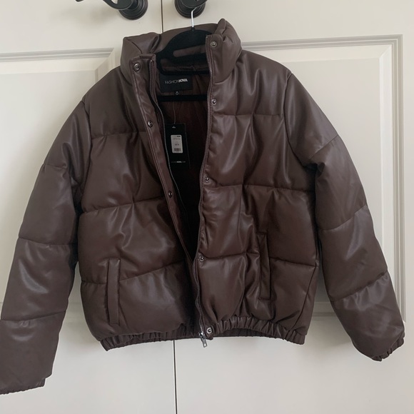 Leather jacket from fashion Nova - Picture 3 of 5